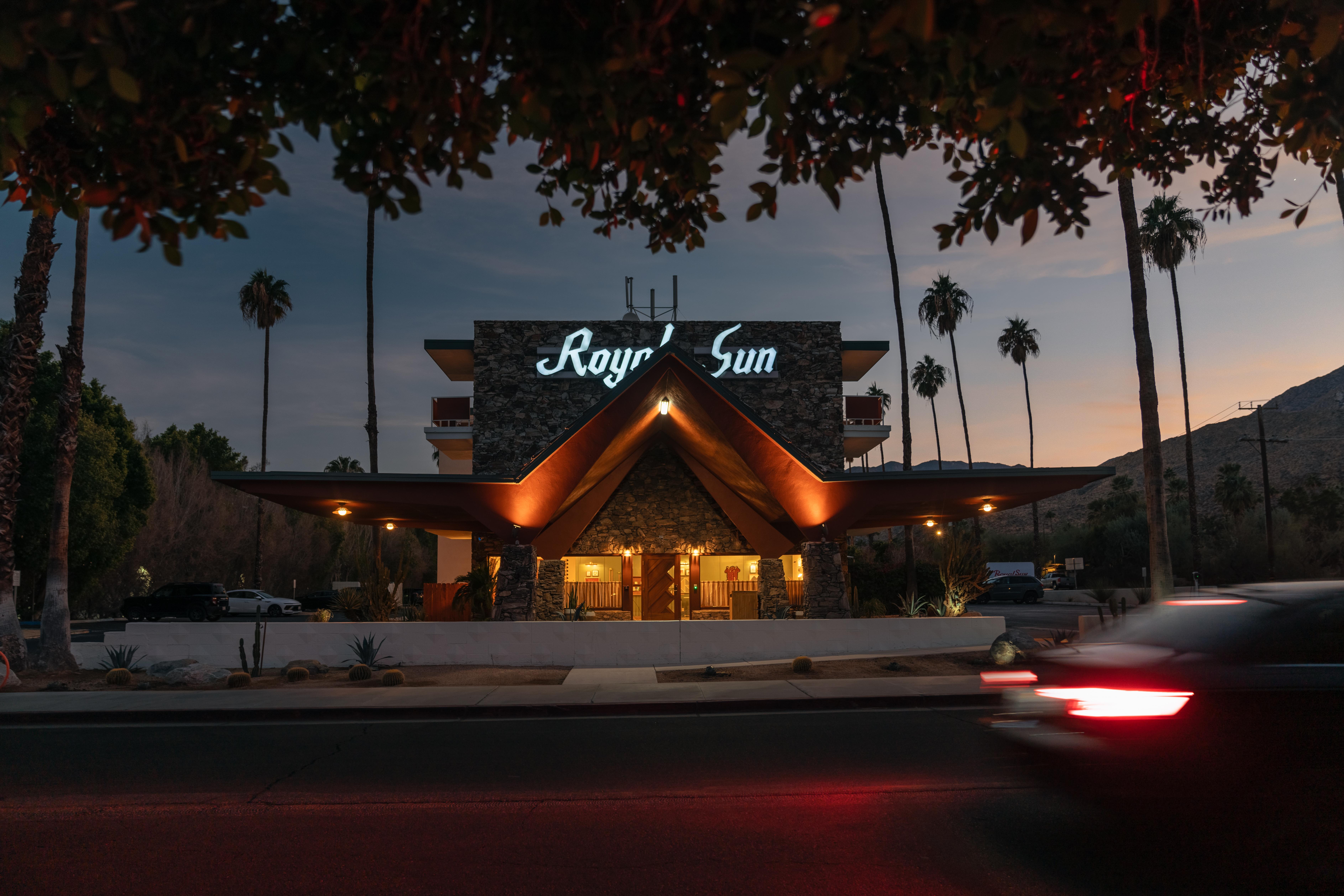 Royal Sun Palm Springs Hotell Exteriör bild