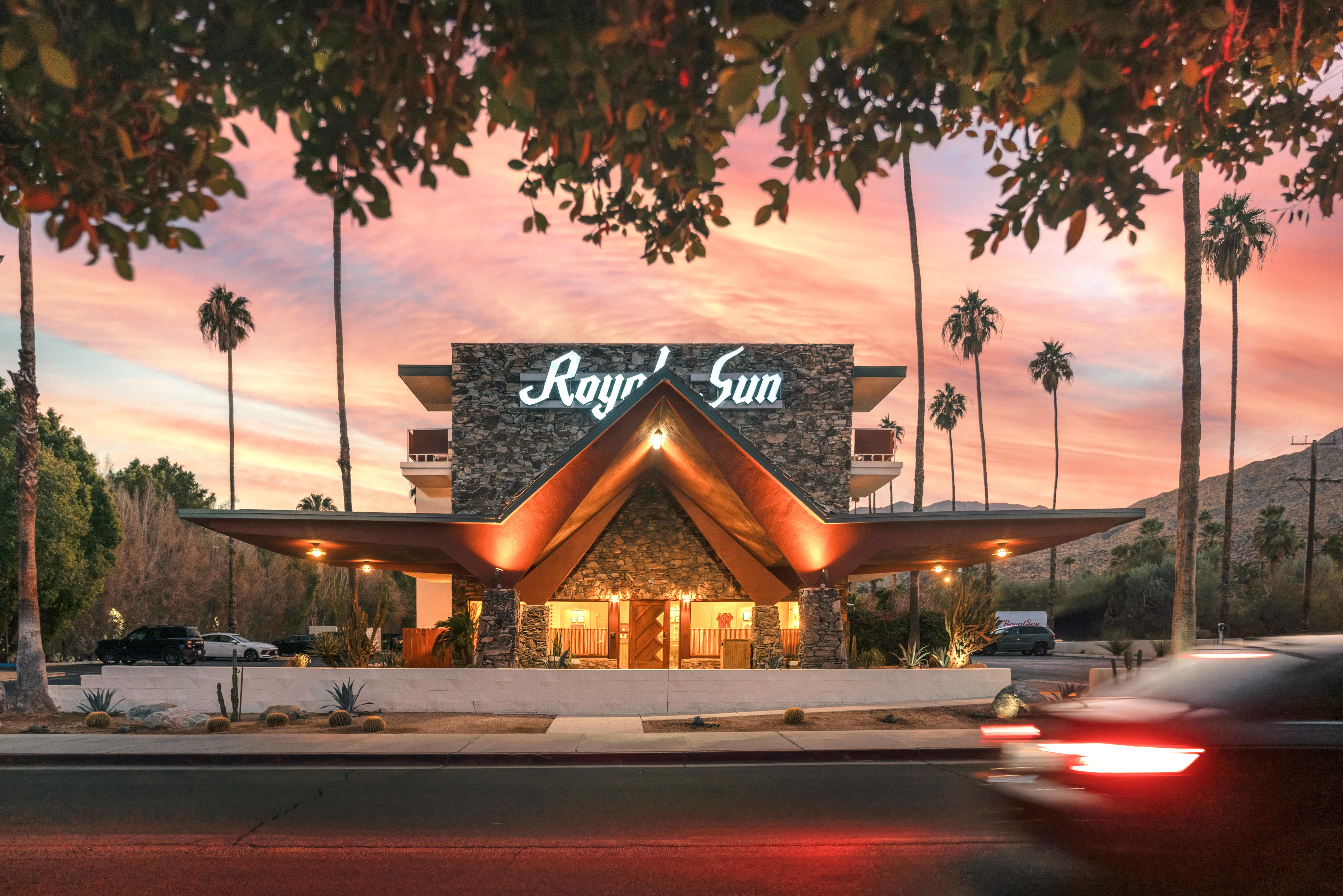 Royal Sun Palm Springs Hotell Exteriör bild
